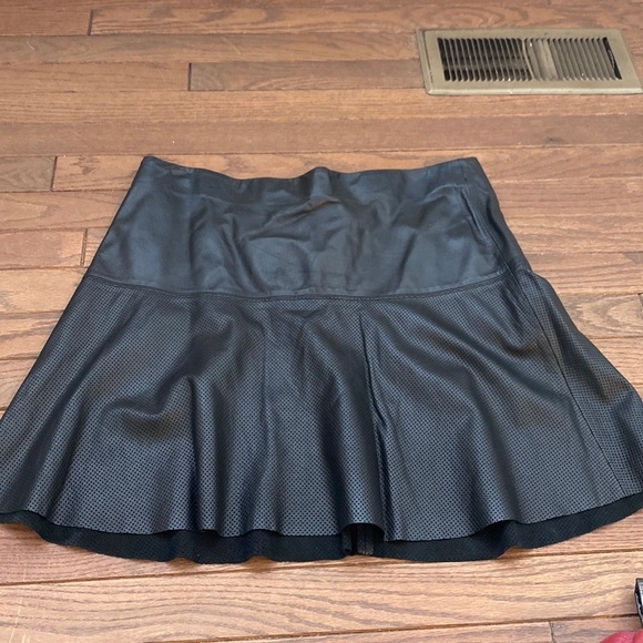 Vince leather skirt